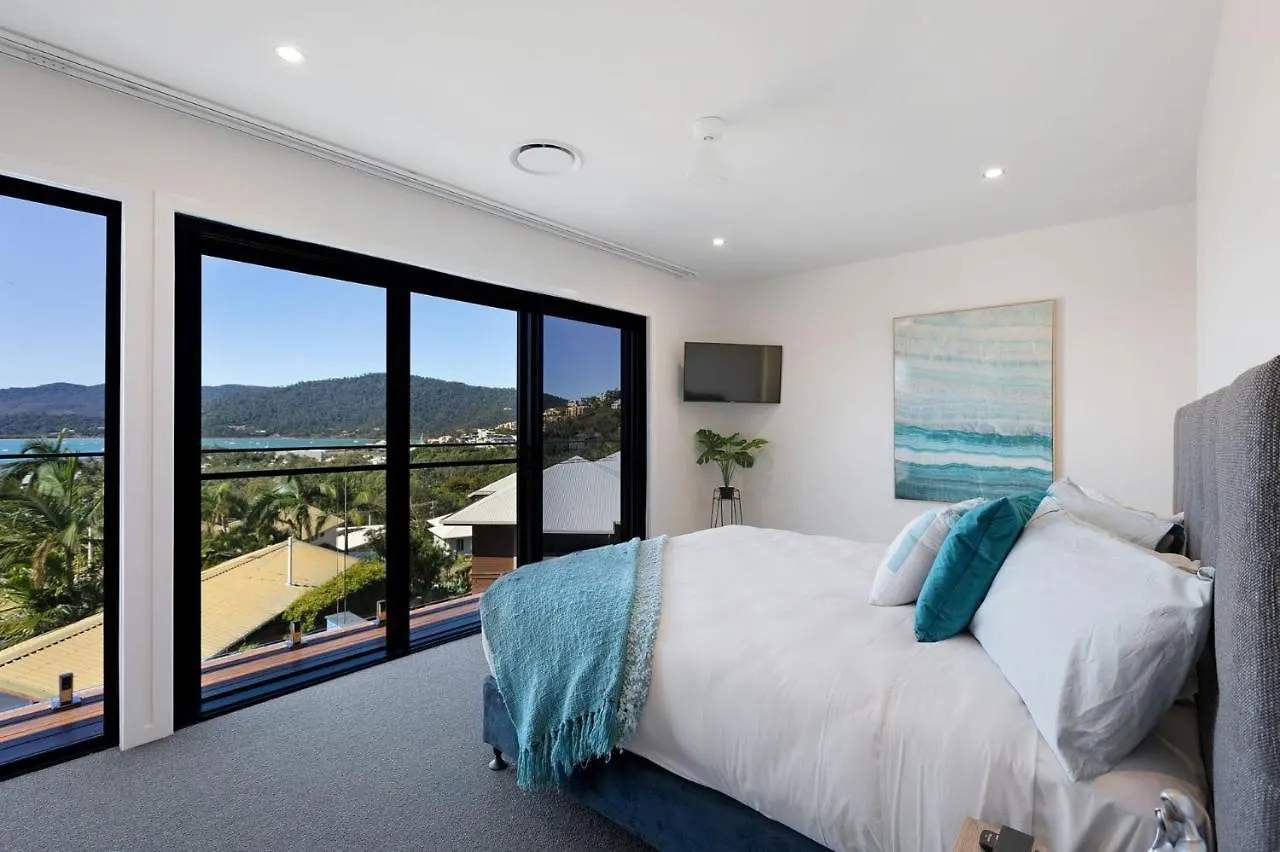 Feriehus Lux On Nara Villa Airlie Beach